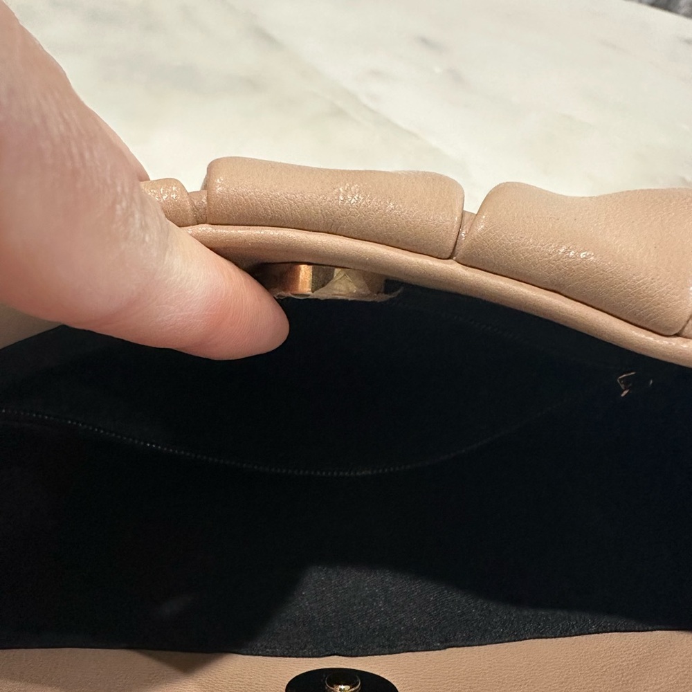 Elegant Tan Ruched Handle Bag - Picture 6 of 6